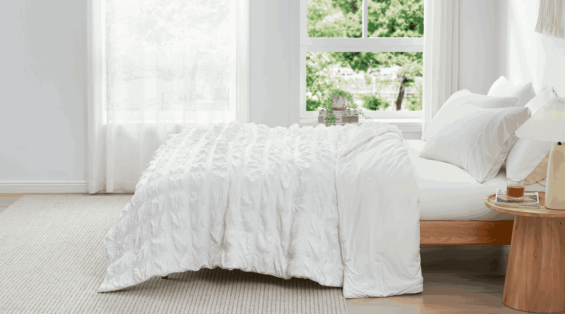 Cool Your Nights: Layer Cooling Bedding for a Restful Sleep Experience