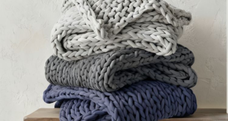 Weighted Blanket Benefits: How Gentle Pressure Can Help You Sleep and Relax Better