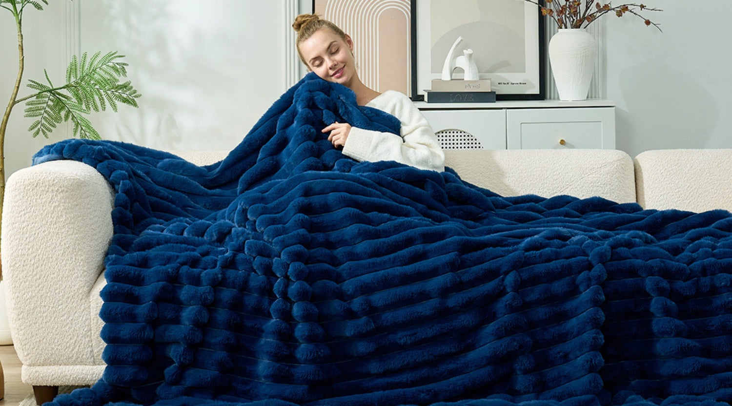Blankets on Sale: How to Choose a Cozy Throw That Actually Lasts - Cozy Bliss
