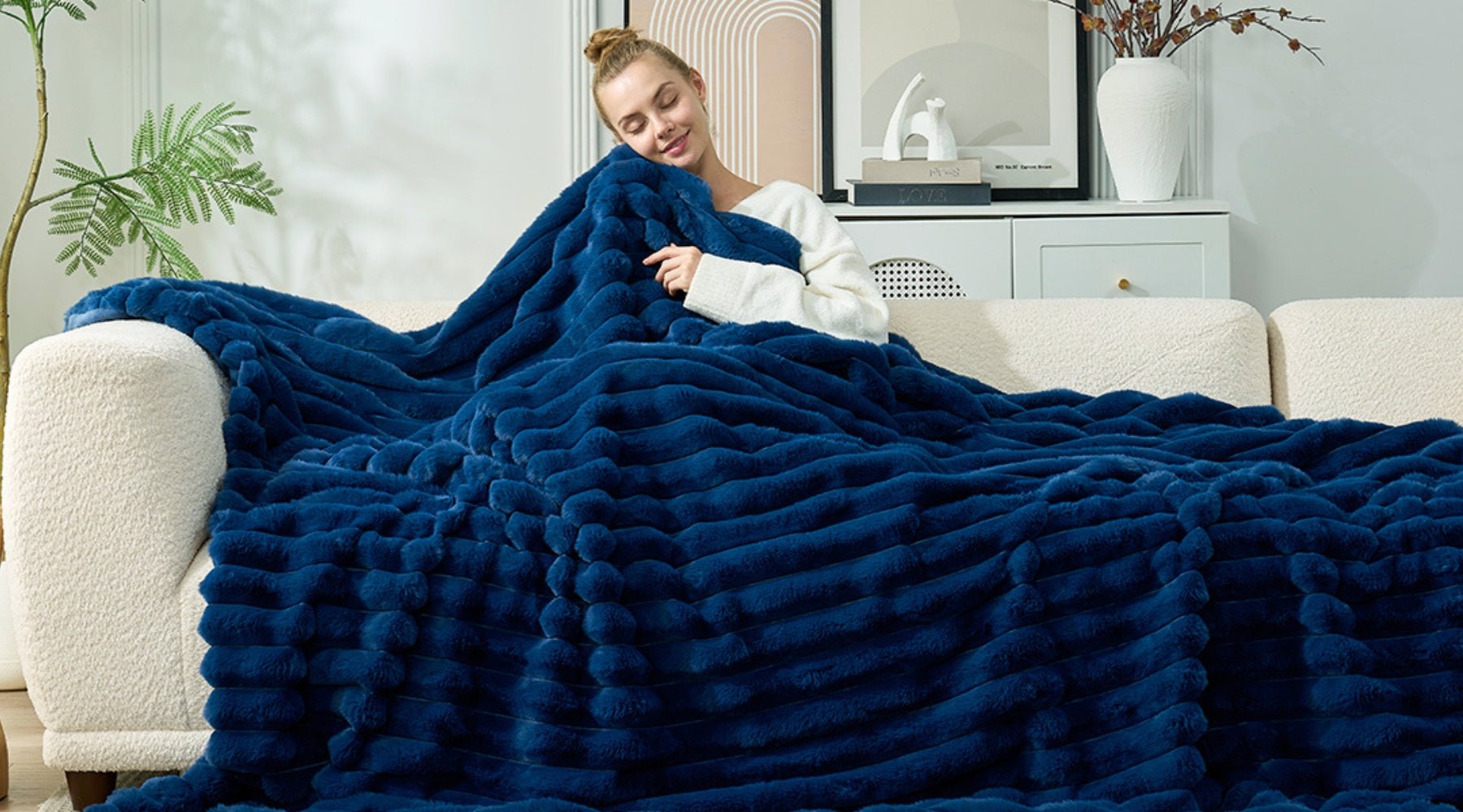 Blankets on Sale: How to Choose a Cozy Throw That Actually Lasts - Cozy Bliss