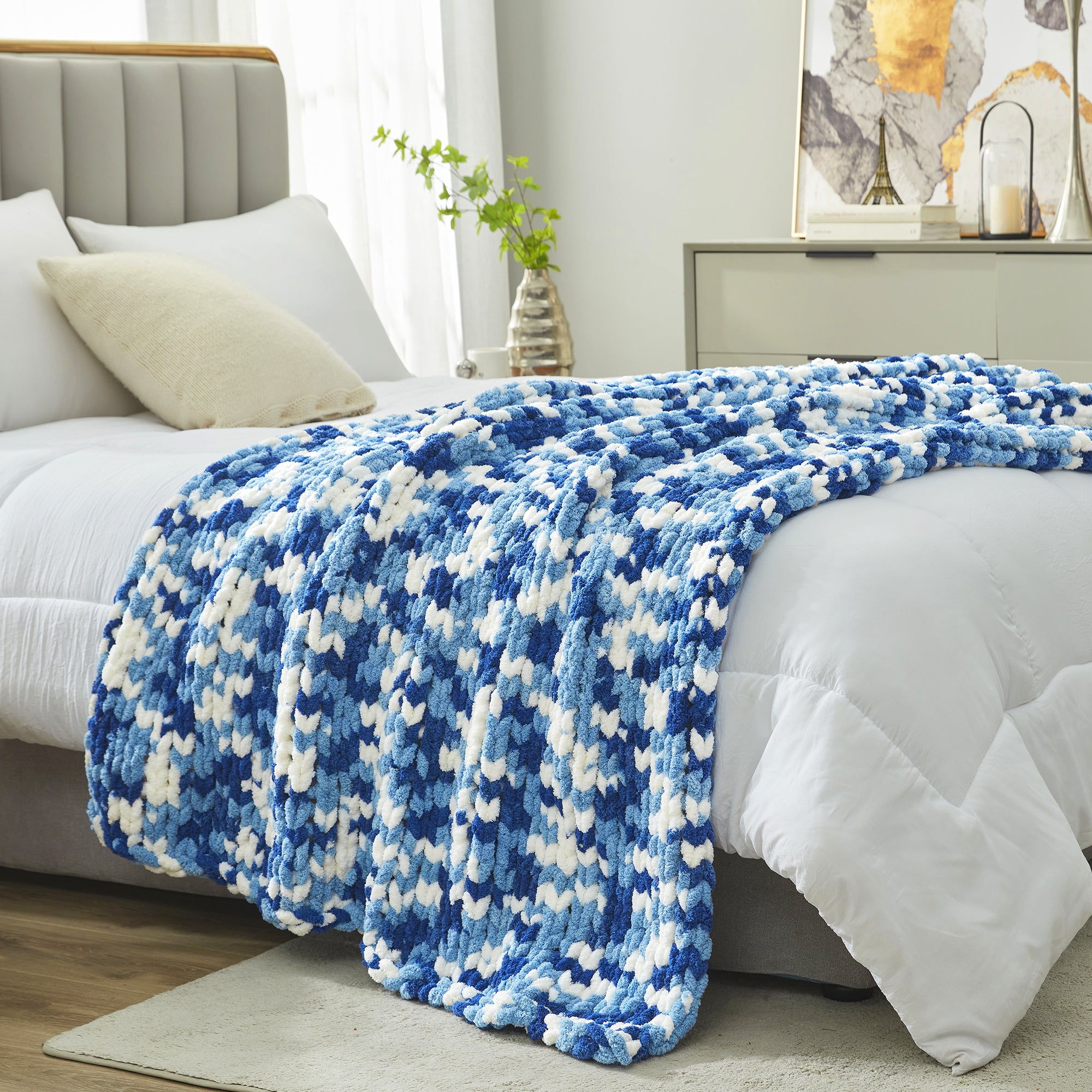 Cozy Bliss X Amélie Home Handmade Chenille Cable Knitted Crochet Throw Blanket