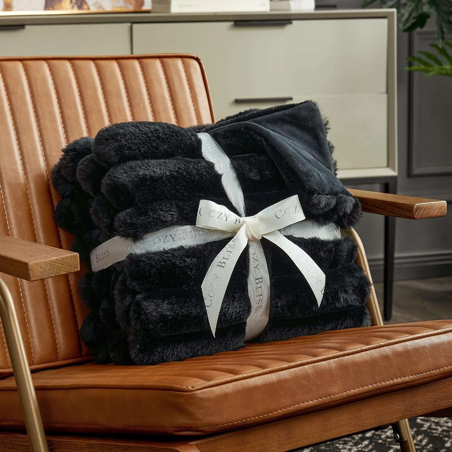 Cozy Bliss Black Faux Fur Blanket, gift-wrapped #color_Black