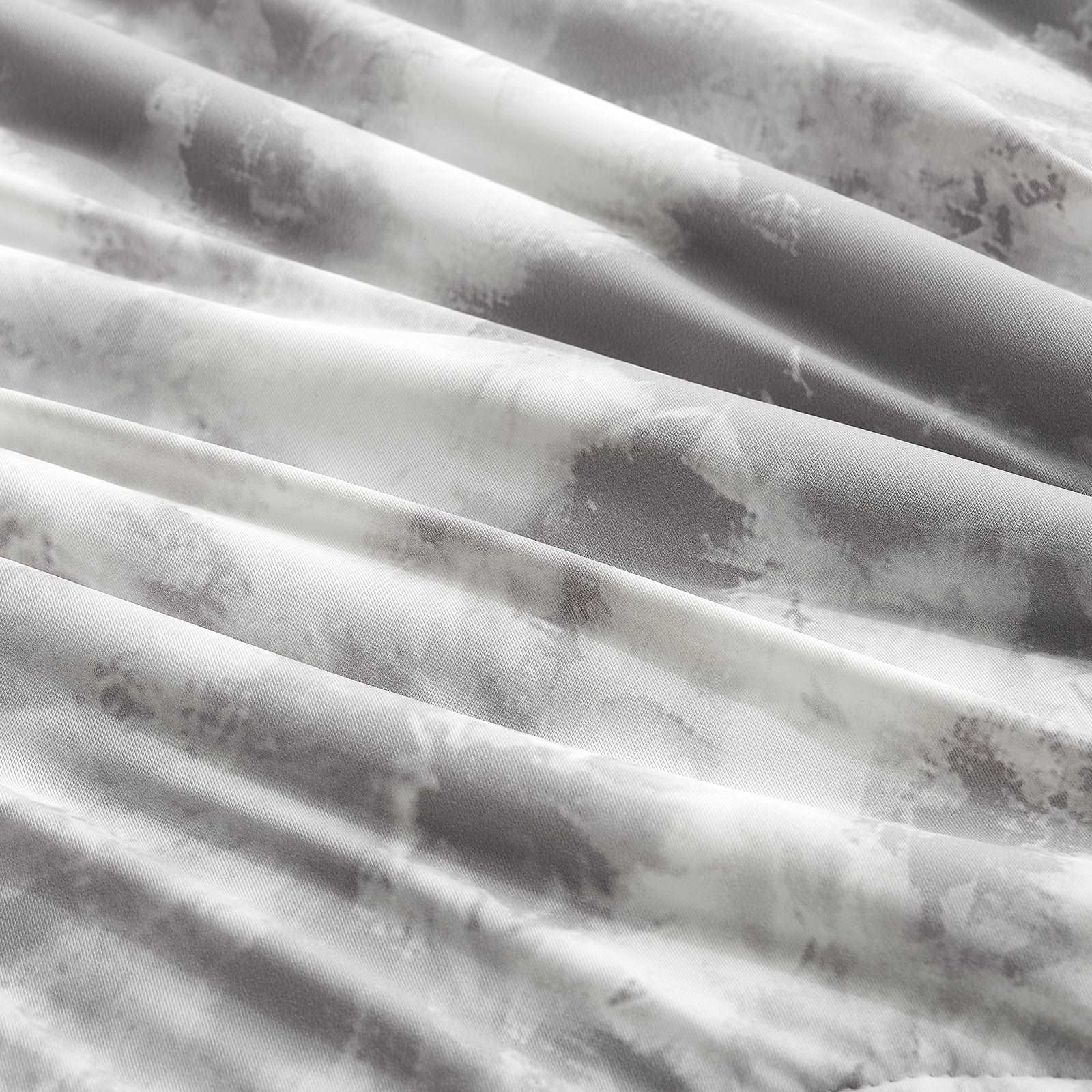 Gray tie-dye cooling comforter fabric detail #color_Tie Dye Grey