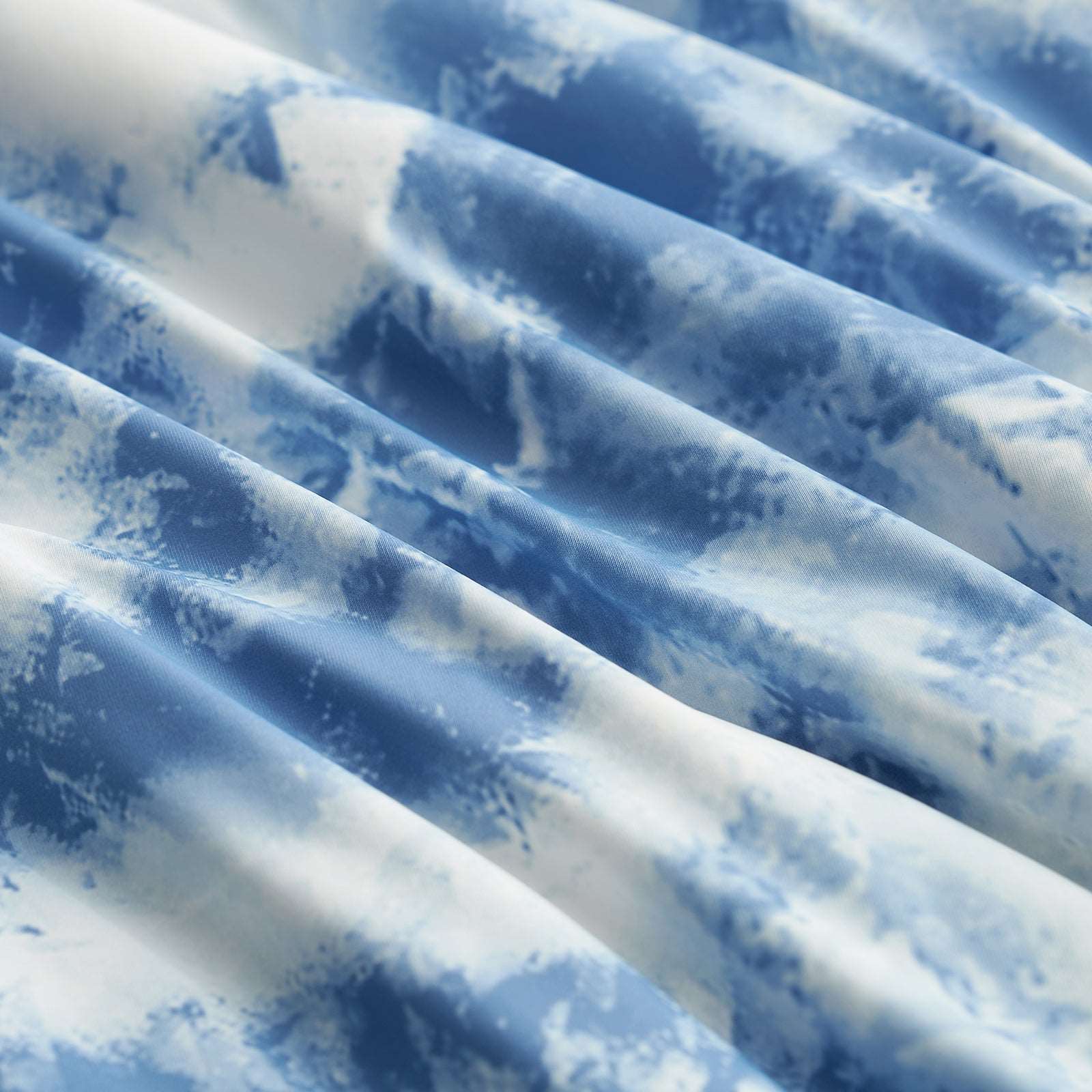 Blue tie-dye cooling comforter fabric detail #color_Tie Dye Denim Blue