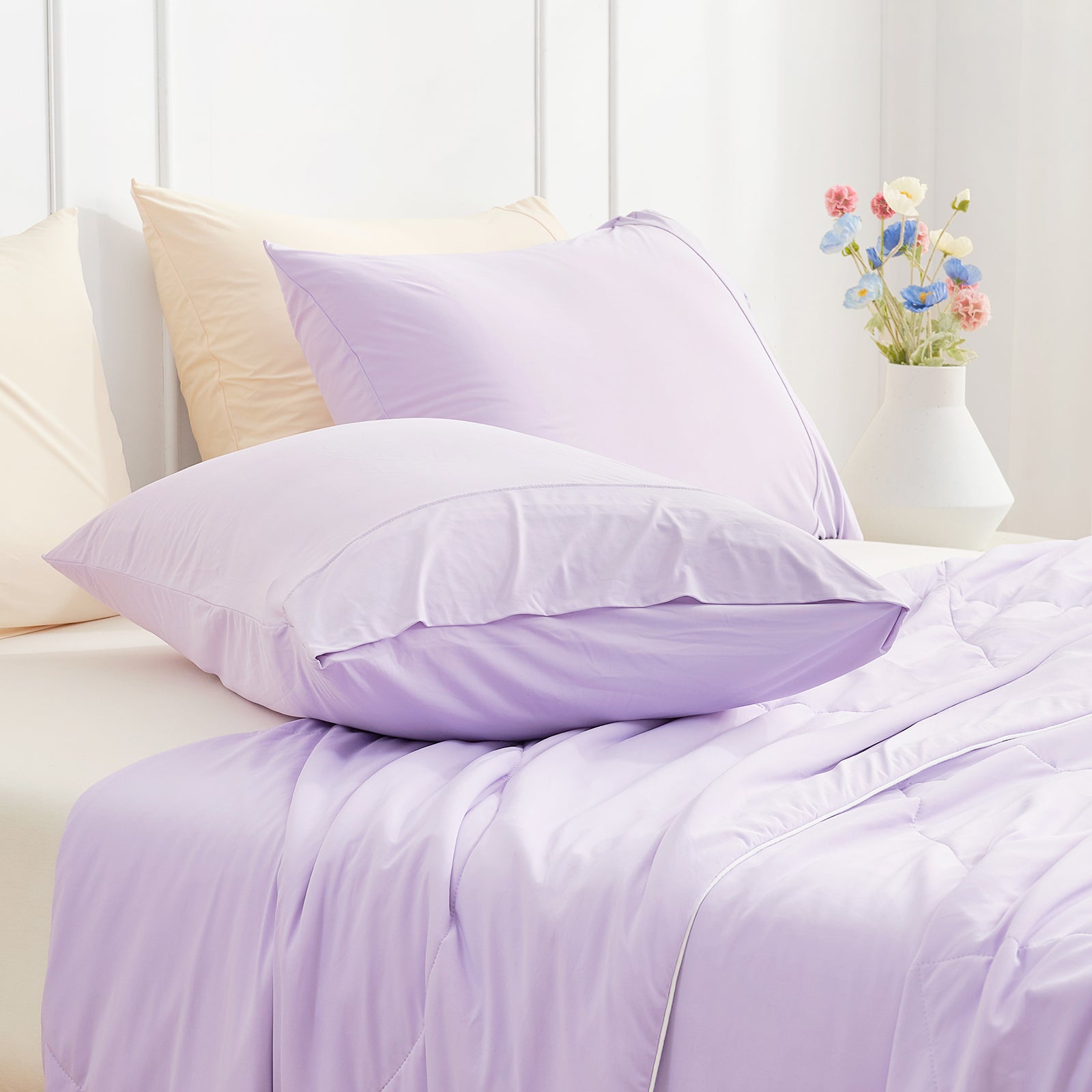Lavender cooling pillowcases set, premium soft and breathable cozy bedding. #color_Purple