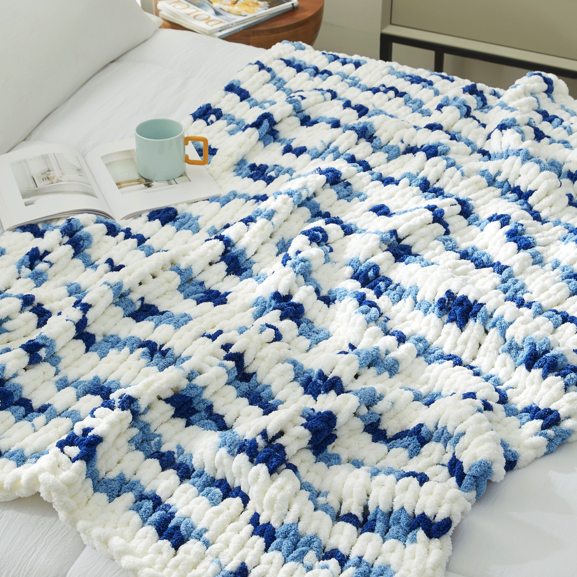 #Color_Blue/White Stripe