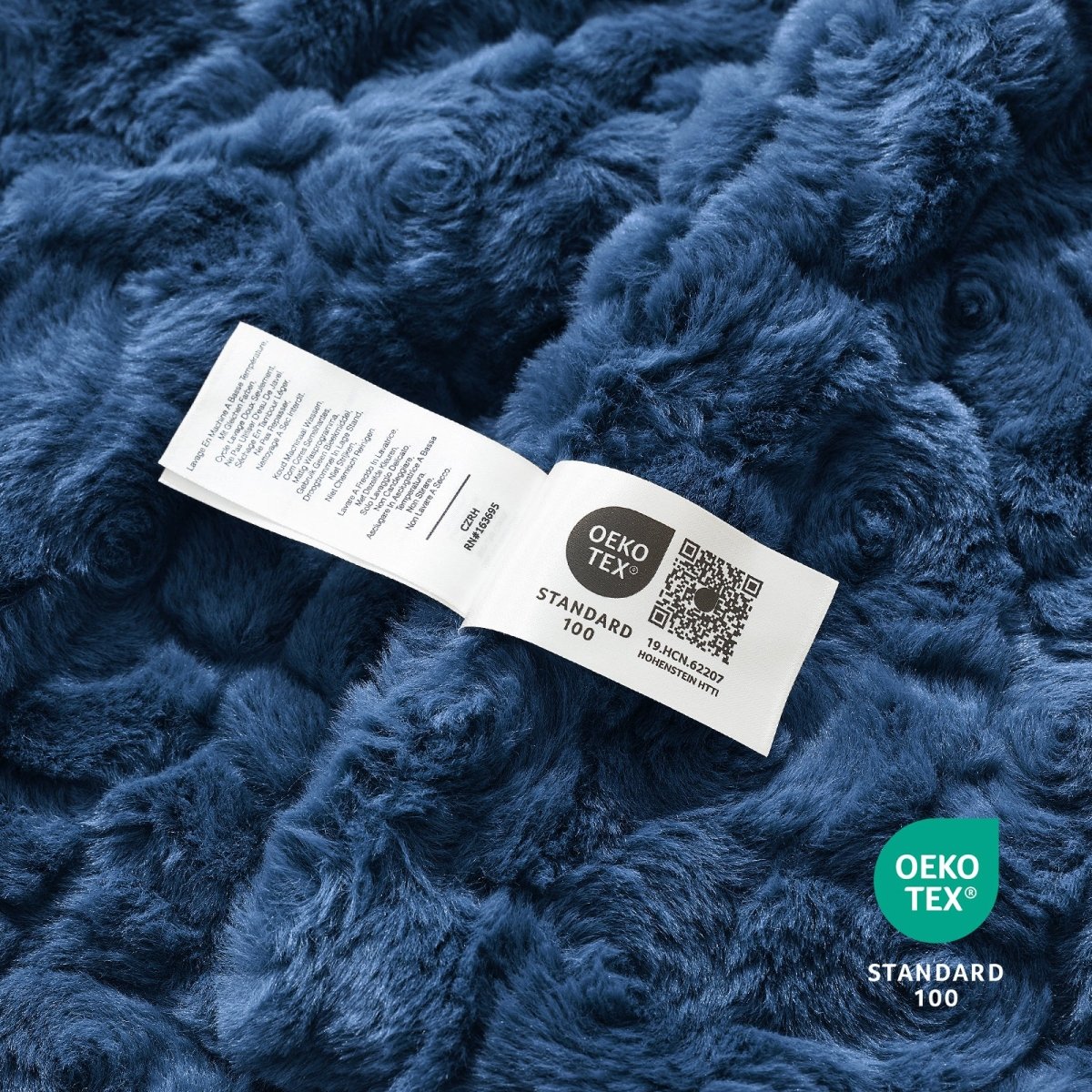 OEKO-TEX STANDARD 100 certified faux fur blanket texture close-up #color_Navy Blue