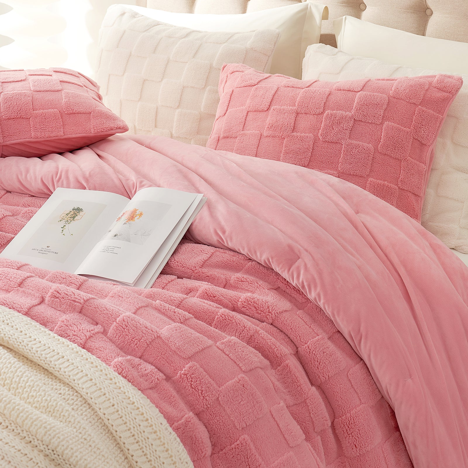 Fluffy Checkered Sherpa Bed Set