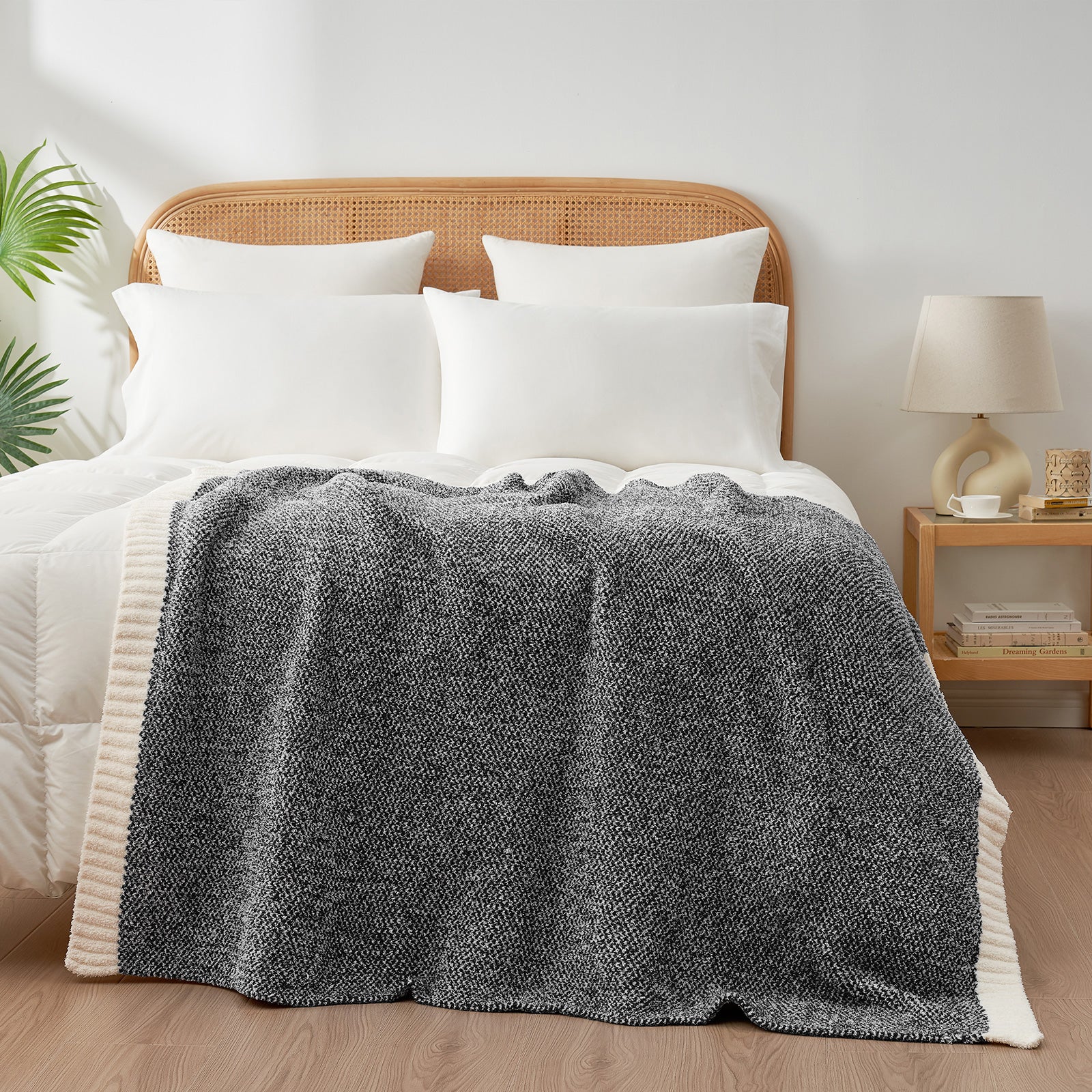 Cozy Bliss x SS Heather Feather Yarn Throw Blanket