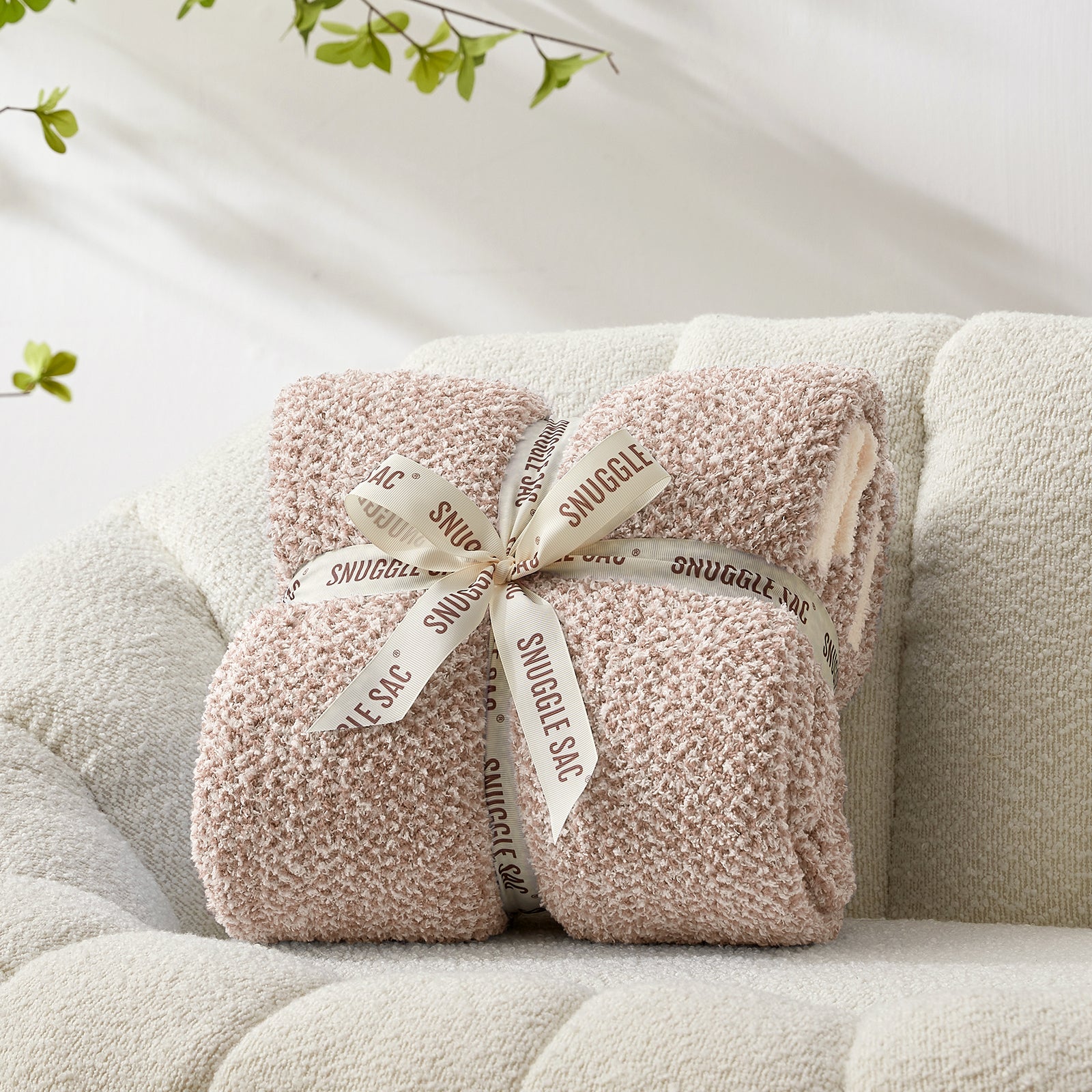 Cozy Bliss x SS Heather Feather Yarn Throw Blanket