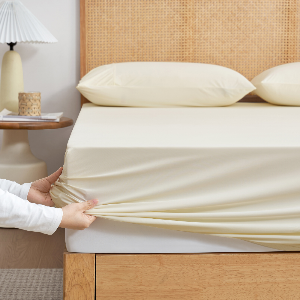 Cooling Fitted Sheet with Pillowcases Set