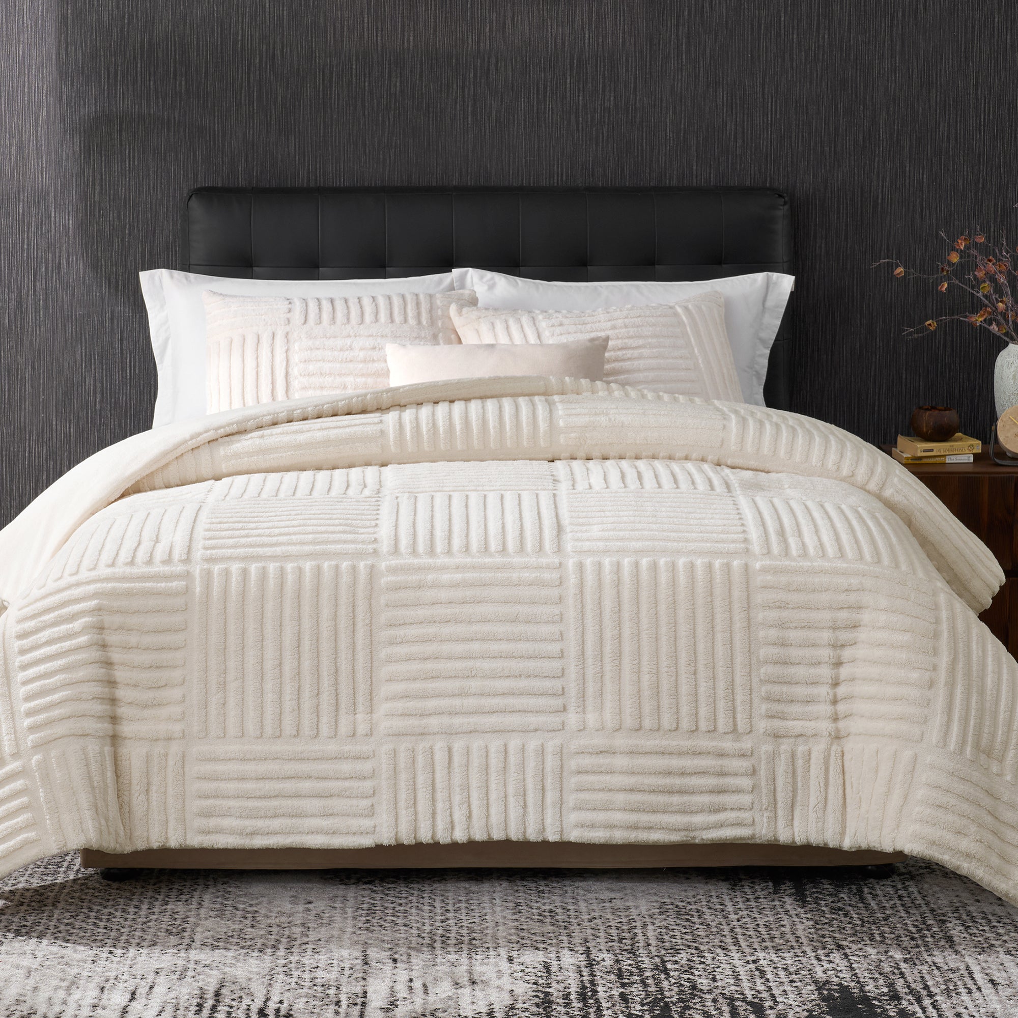 Cozy Bliss X Amélie Home Stripe Jacquard Design Comforter Set