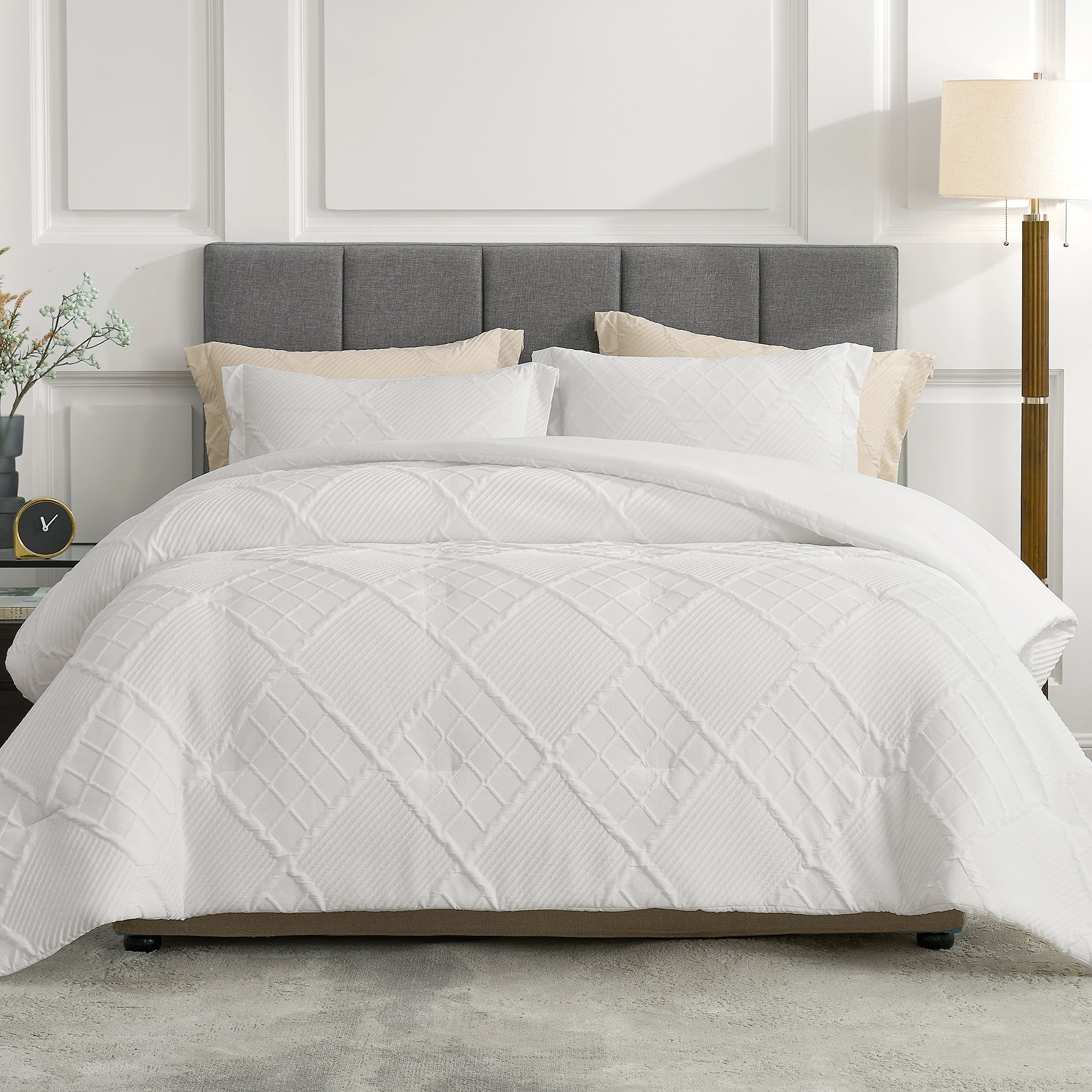 All-Season Jacquard Windowpane Comforter Set
