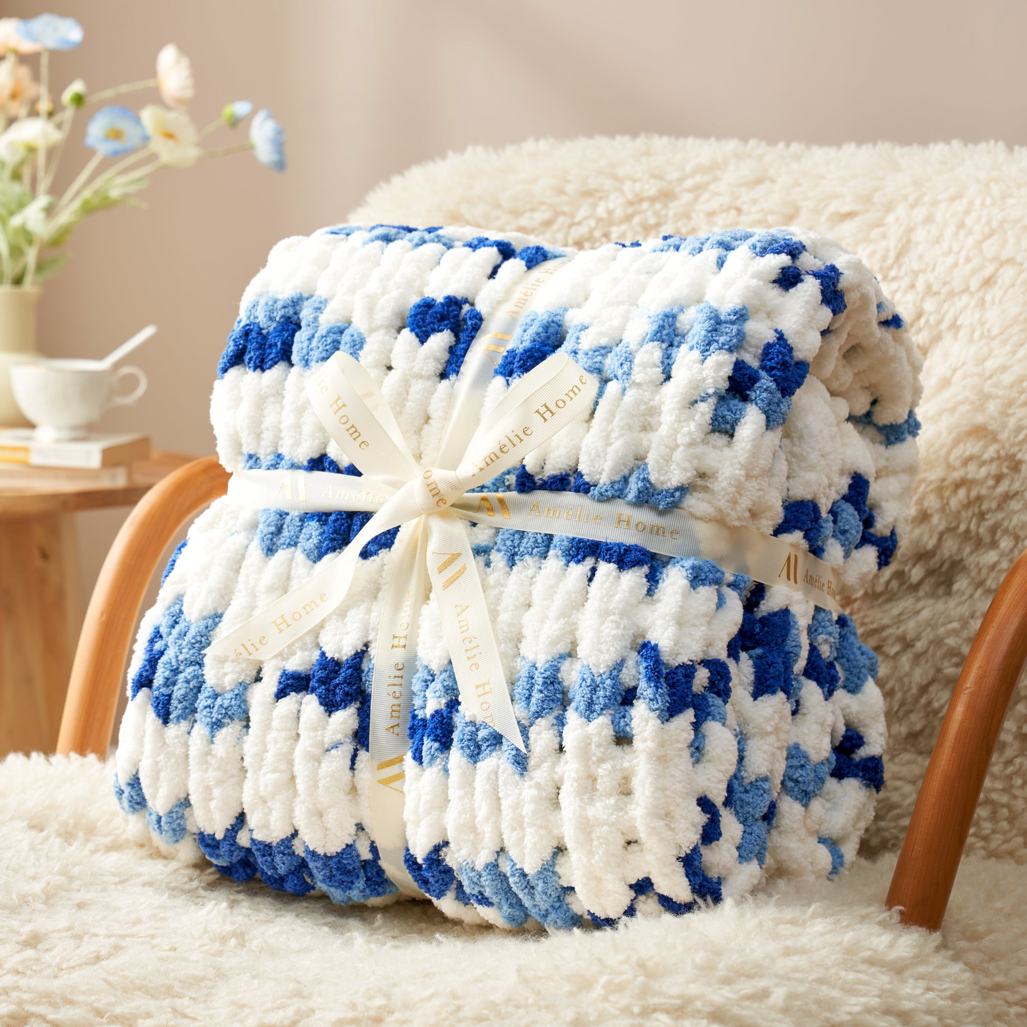 Cozy Bliss X Amélie Home Handmade Chenille Cable Knitted Crochet Throw Blanket