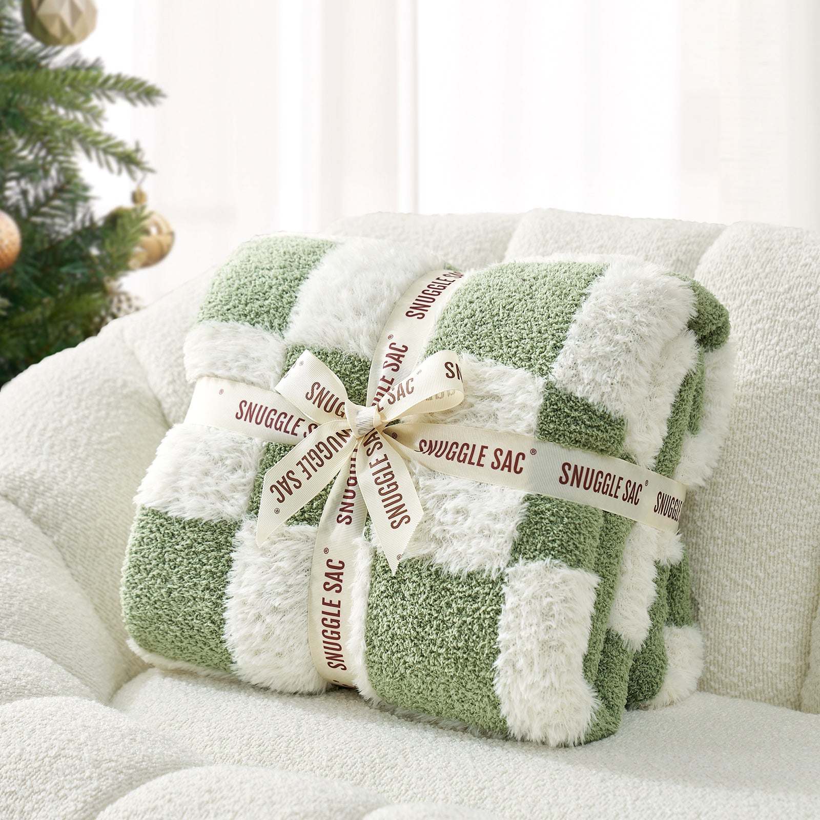 #color_Sage Green & White