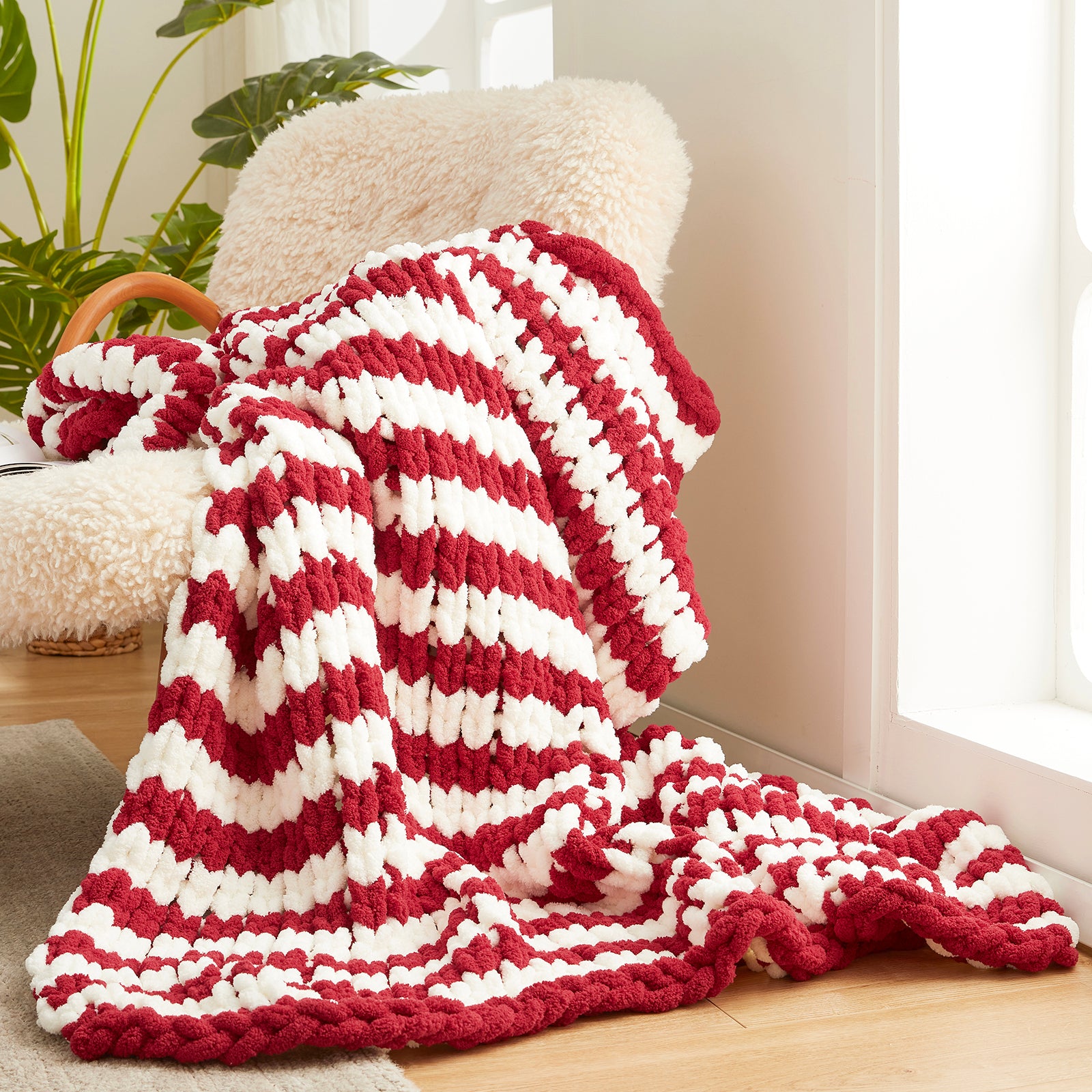 Cozy Bliss X Amélie Home Handmade Chenille Cable Knitted Crochet Throw Blanket