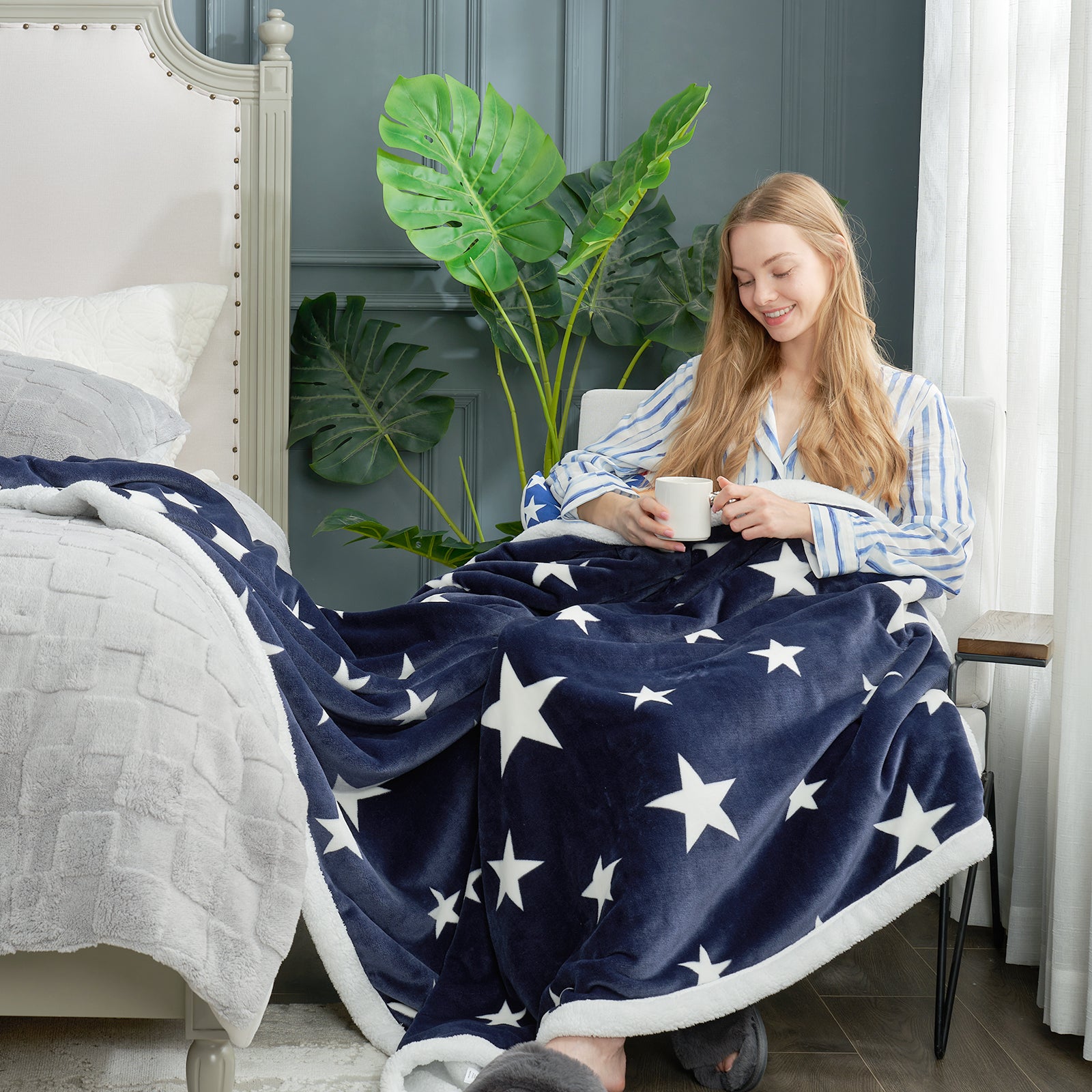 Reversible Sherpa Navy Blue Star Throw Blanket