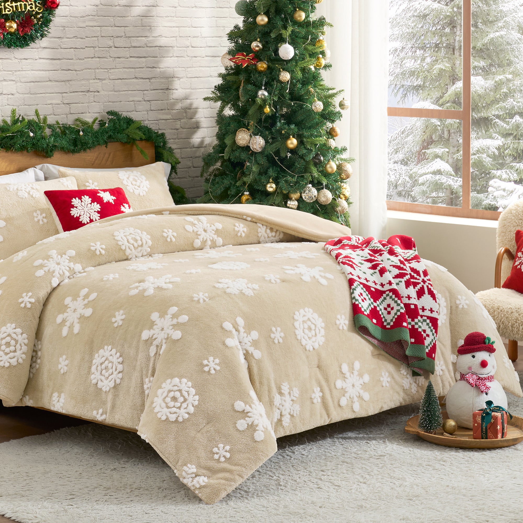 Christmas-themed bedroom with snowflake-patterned comforter, decorated tree, and festive decor. #Color_Snowflake Beige