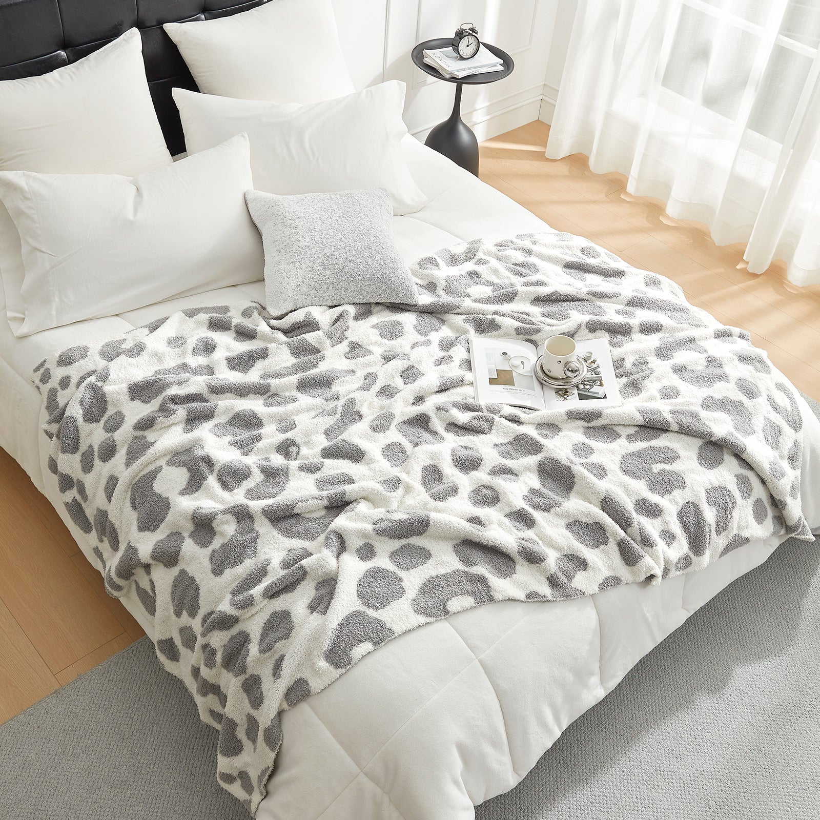 #color_Grey Leopard