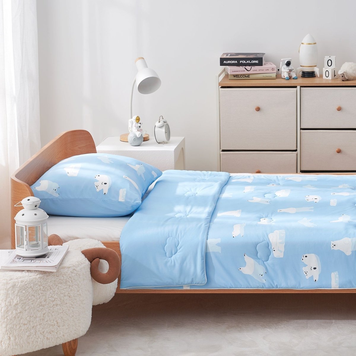 Bedroom with blue comforter set featuring polar bear patterns#color_Polar Bear