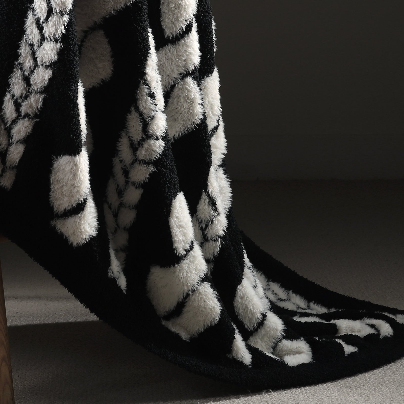 Faux Mink Cable Knit Throw Blanket