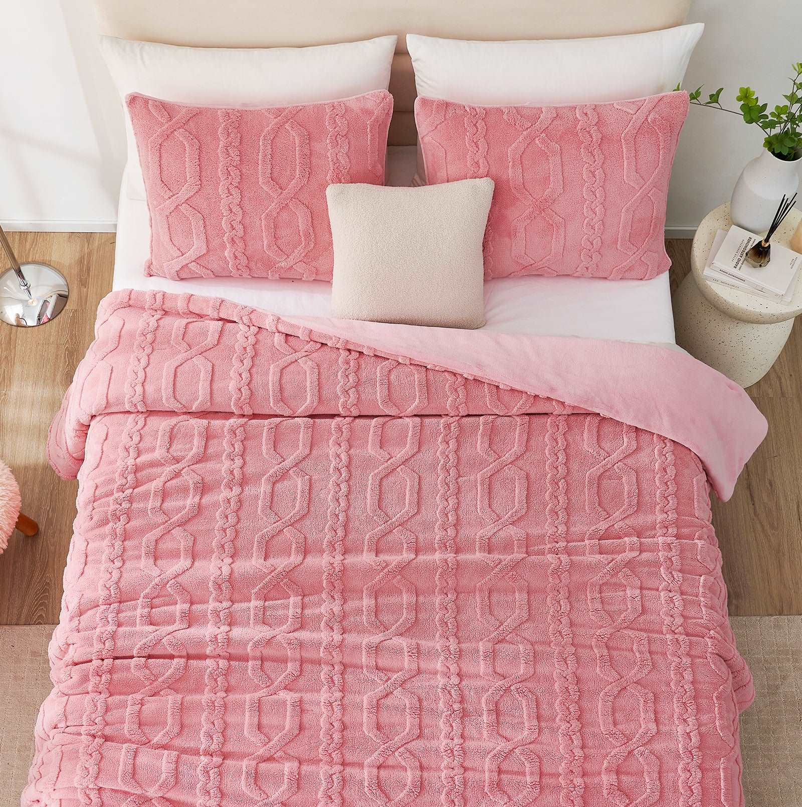 Pink Cozy Bliss Jacquard Sherpa Bed Set with pillows #color_ Pink