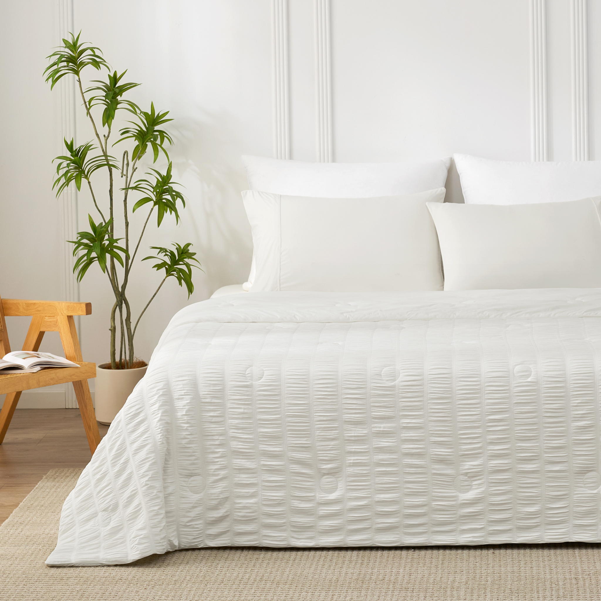 Vertical Striped Seersucker Cooling Comforter