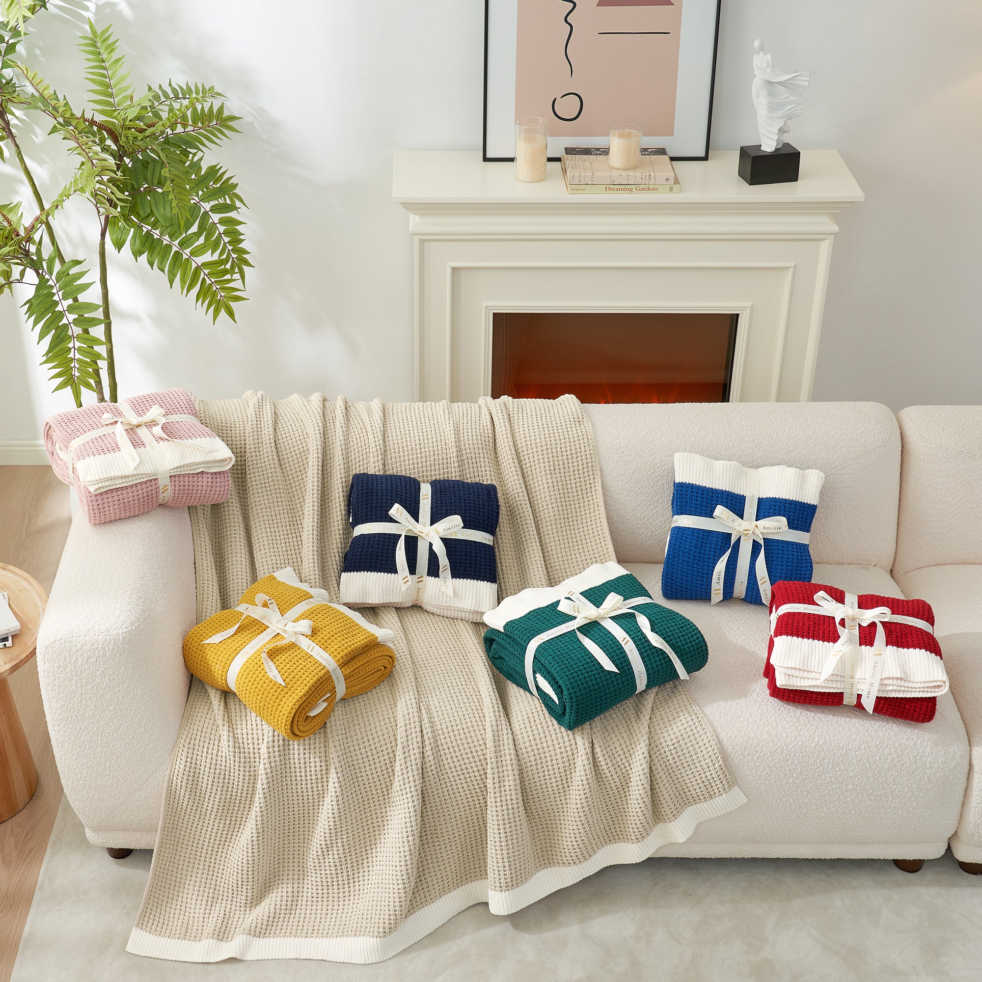 Cozy Bliss X Amélie Home Chenille Waffle Knit Throw Blanket - Christmas Green