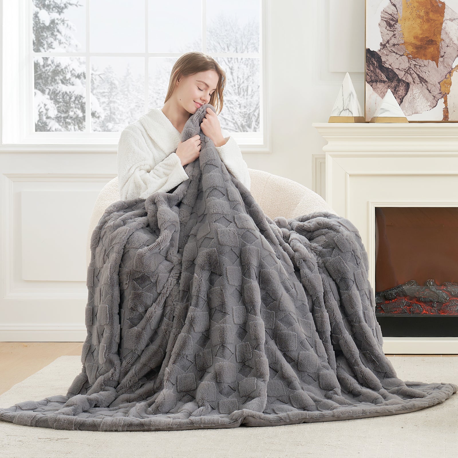 Geom Pattern Faux Fur Throw Blanket