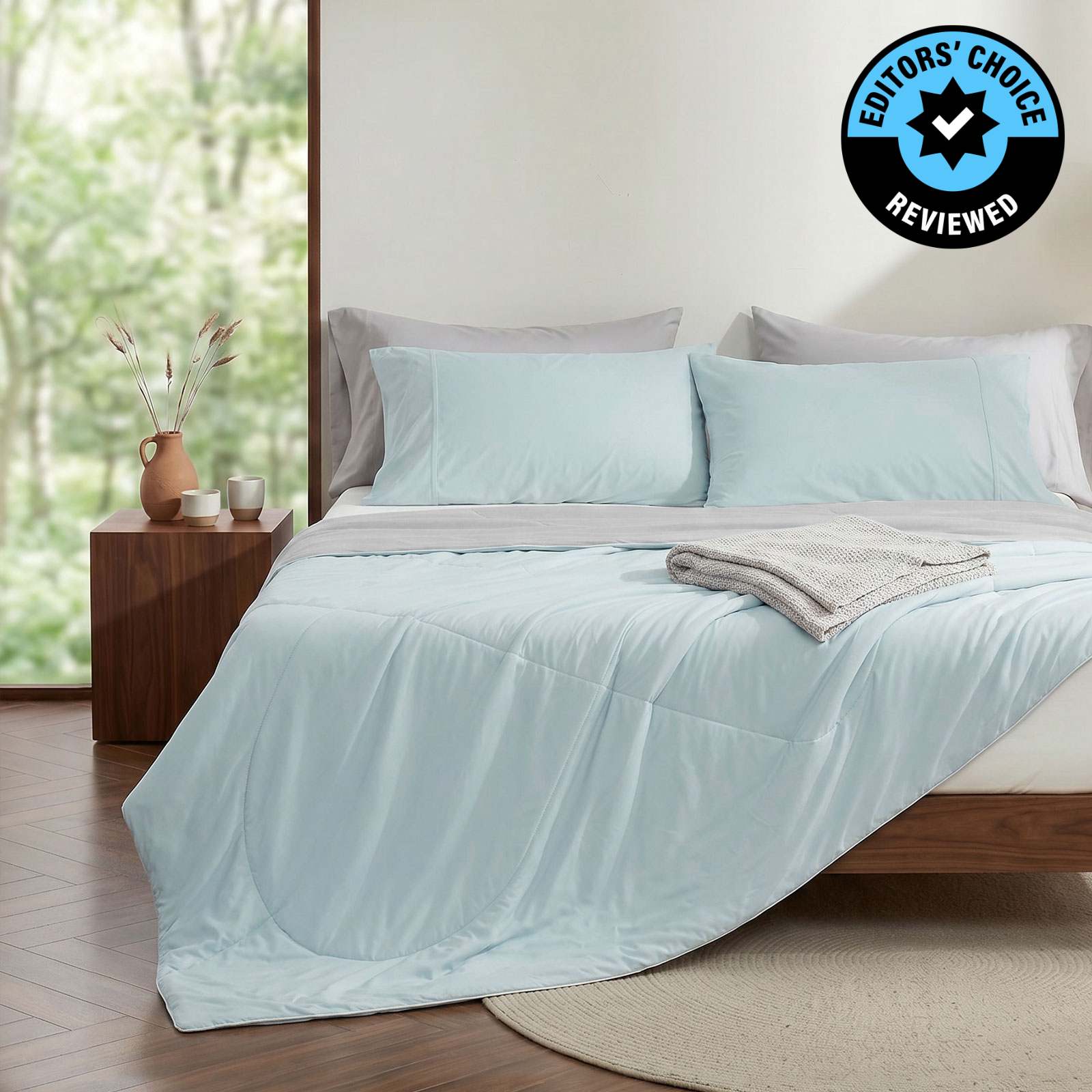 Cozy Bliss Cloud-like Extra Cooling Comforters for hot sleepers front view. #Color_Grey/Blue