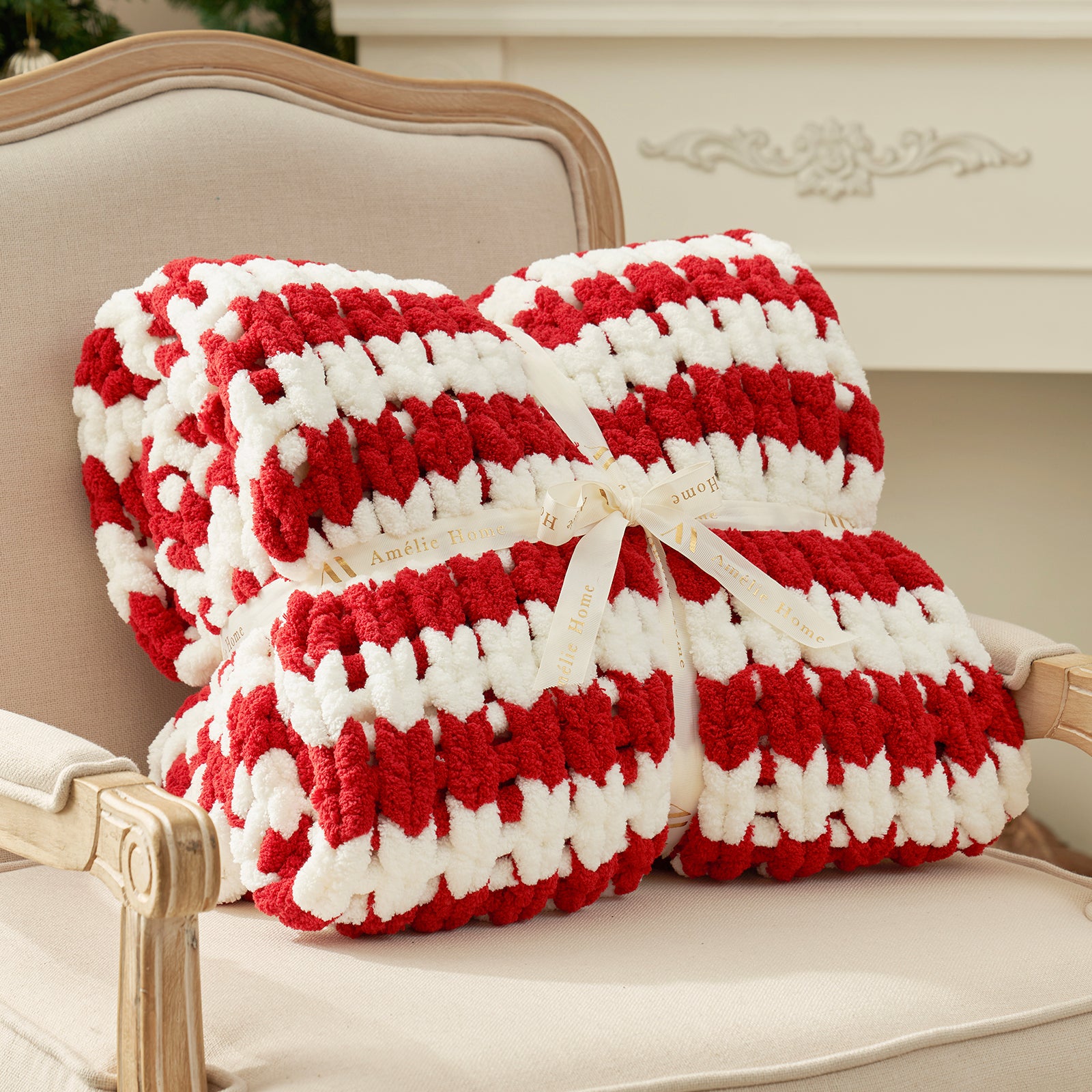 Cozy Bliss X Amélie Home Handmade Chenille Cable Knitted Crochet Throw Blanket