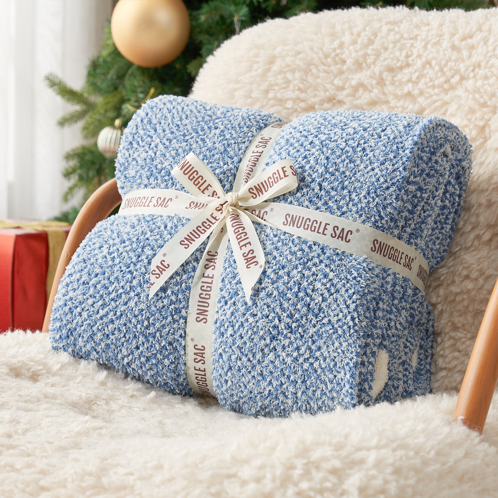 Cozy Bliss x SS Heather Feather Yarn Throw Blanket