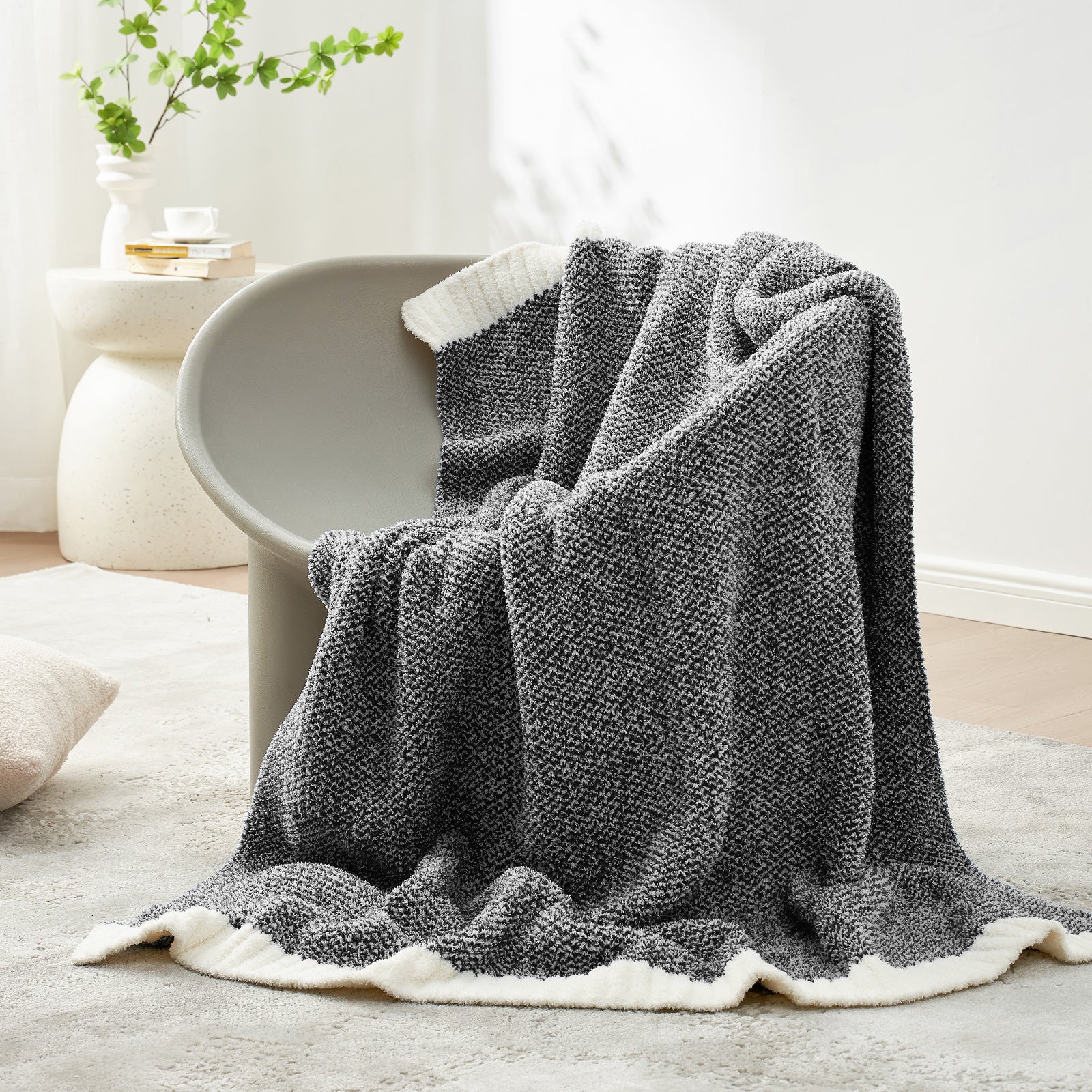 Cozy Bliss x SS Heather Feather Yarn Throw Blanket