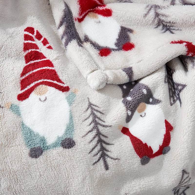 Xmas Gnome Pattern Milky Plush Throw Blanket